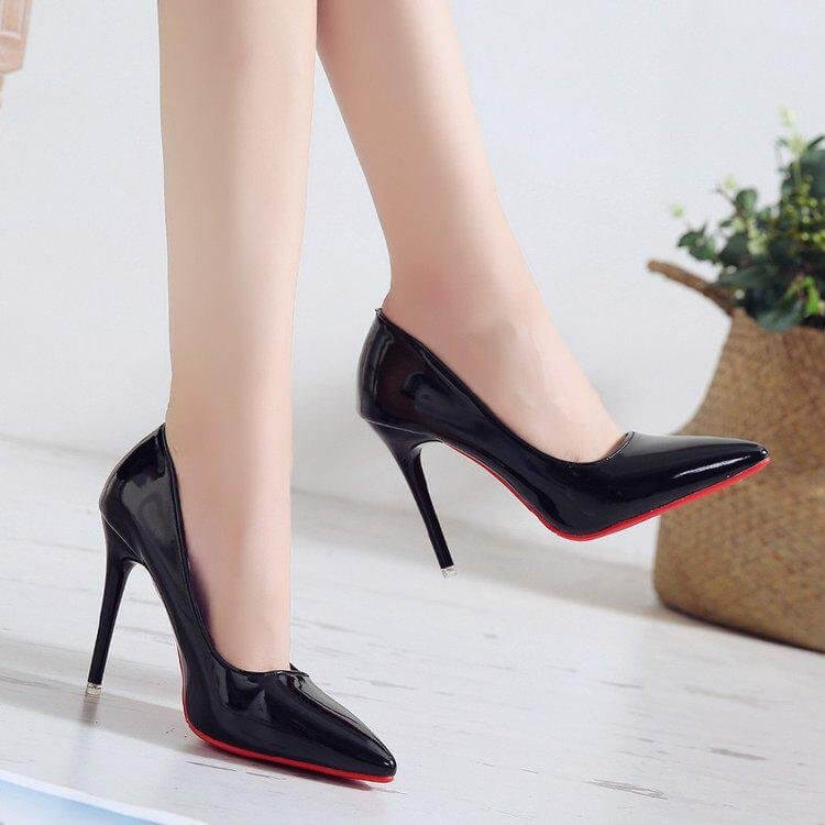 wom sharp high heels